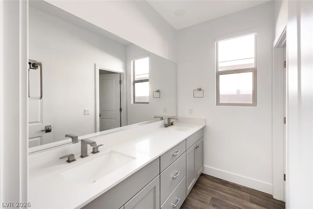 9689 Starlight Ridge, Las Vegas, NV 89148