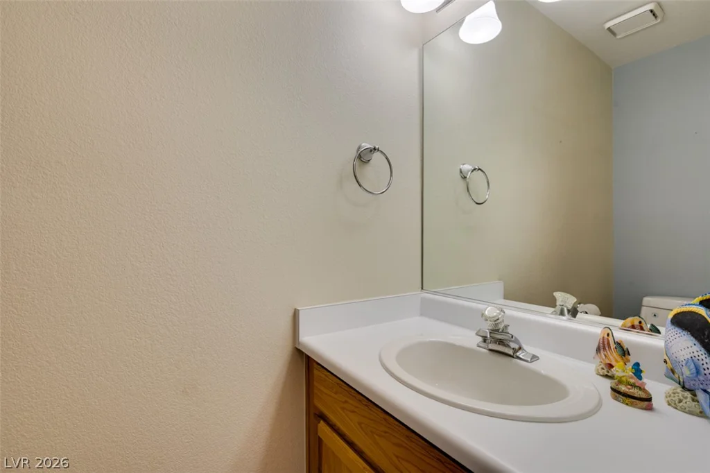 8200 Diamond Star, Las Vegas, NV 89145