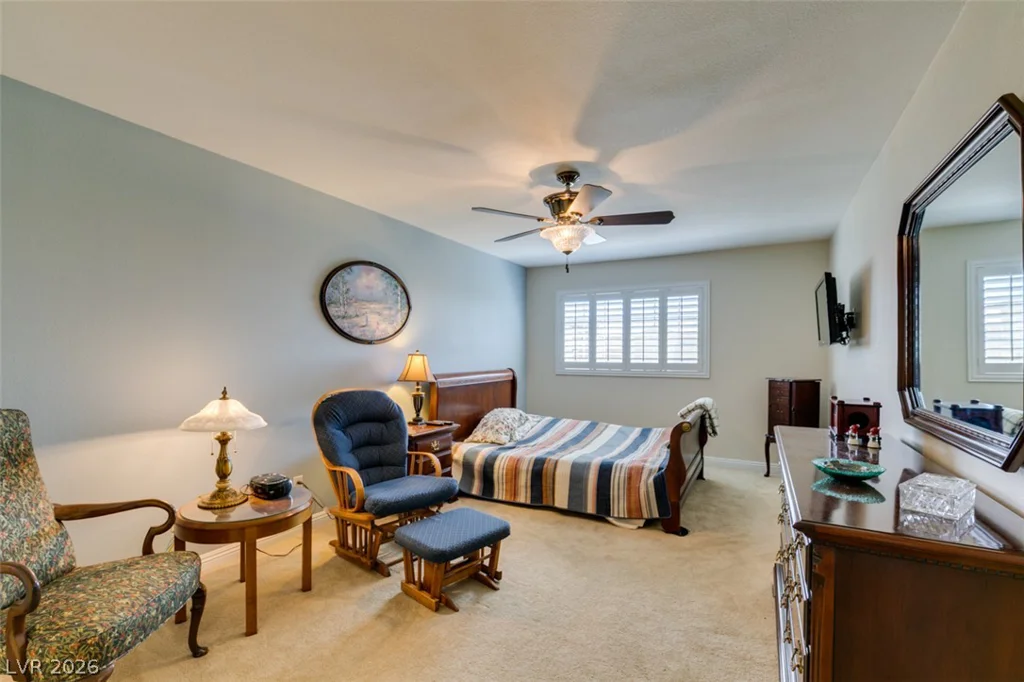 8200 Diamond Star, Las Vegas, NV 89145
