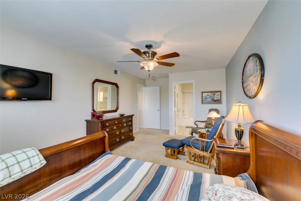 8200 Diamond Star, Las Vegas, NV 89145