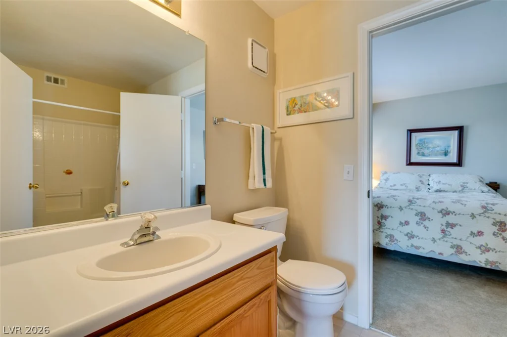 8200 Diamond Star, Las Vegas, NV 89145
