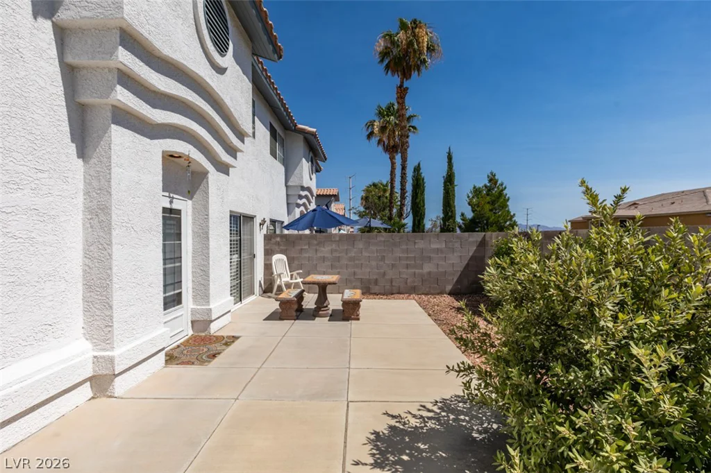 8200 Diamond Star, Las Vegas, NV 89145