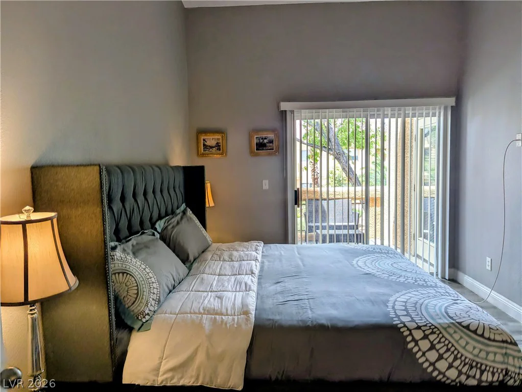 900 Heavenly Hills, Las Vegas, NV 89145
