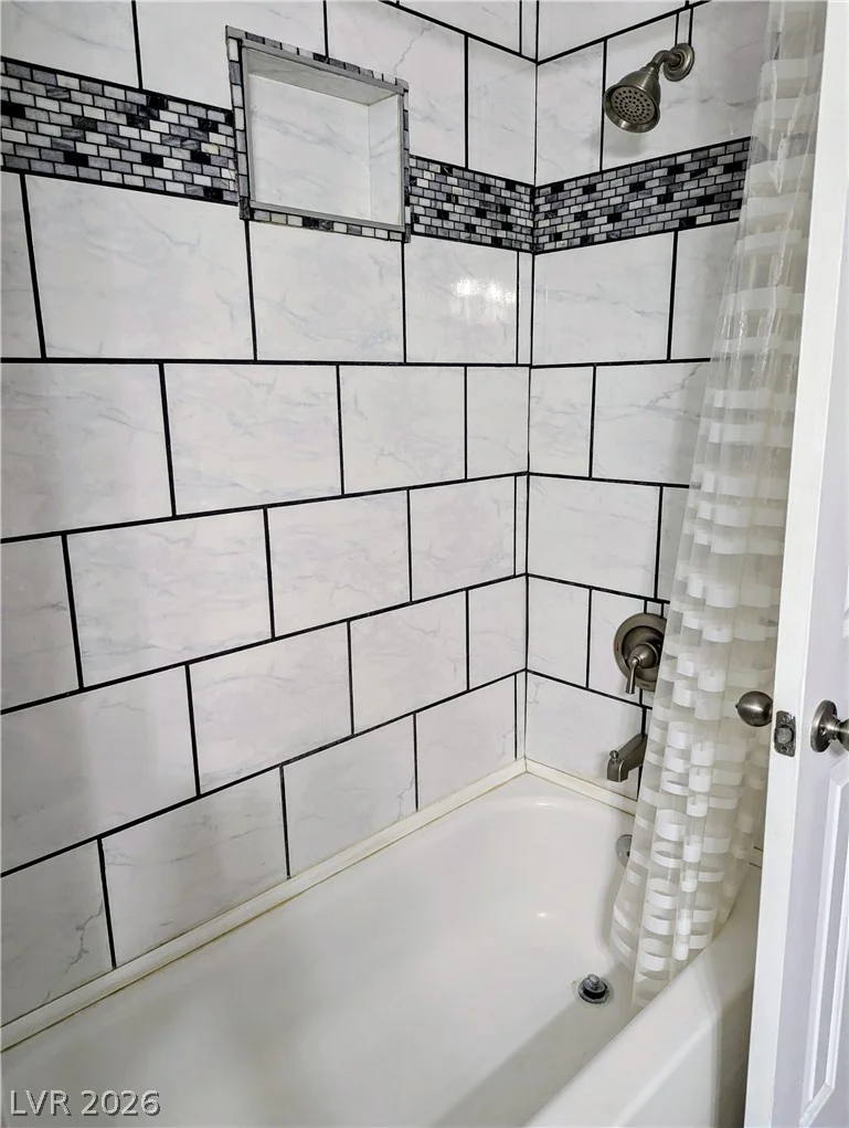 900 Heavenly Hills, Las Vegas, NV 89145