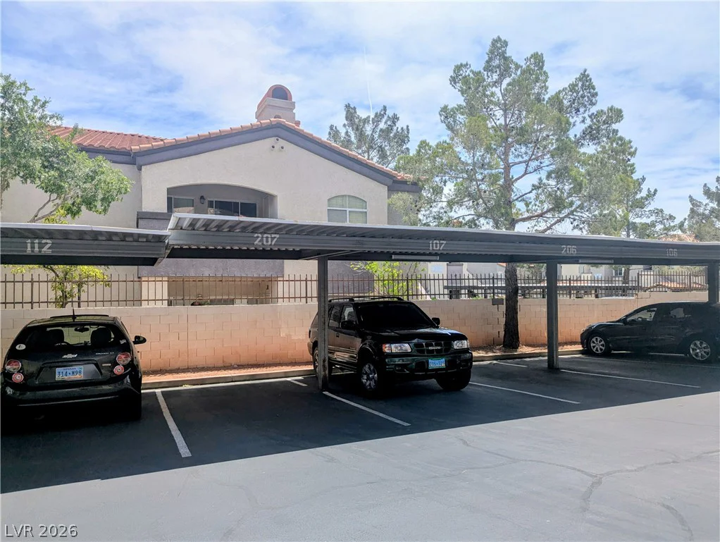 900 Heavenly Hills, Las Vegas, NV 89145