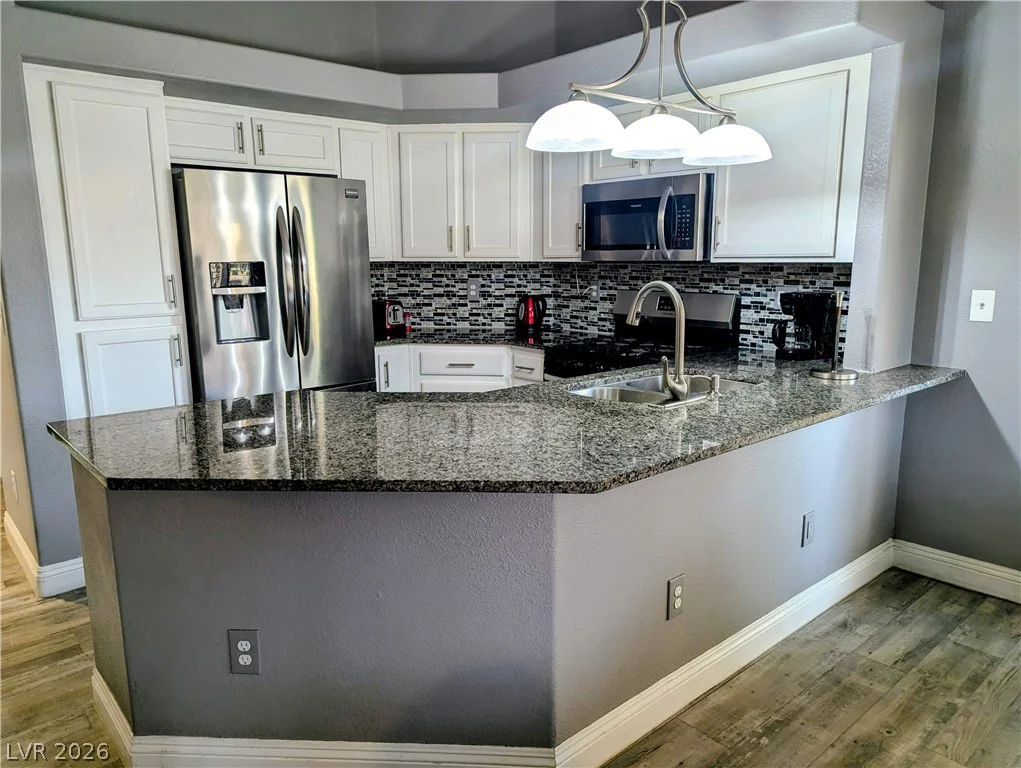 900 Heavenly Hills, Las Vegas, NV 89145