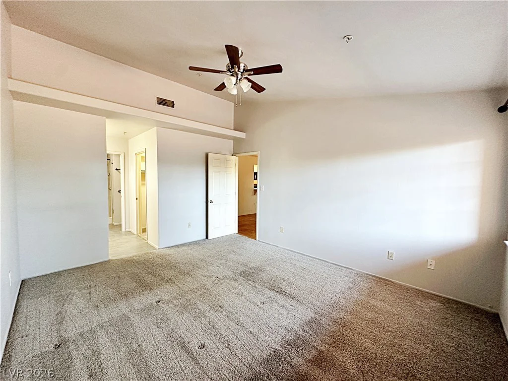 2851 Valley View, Las Vegas, NV 89102
