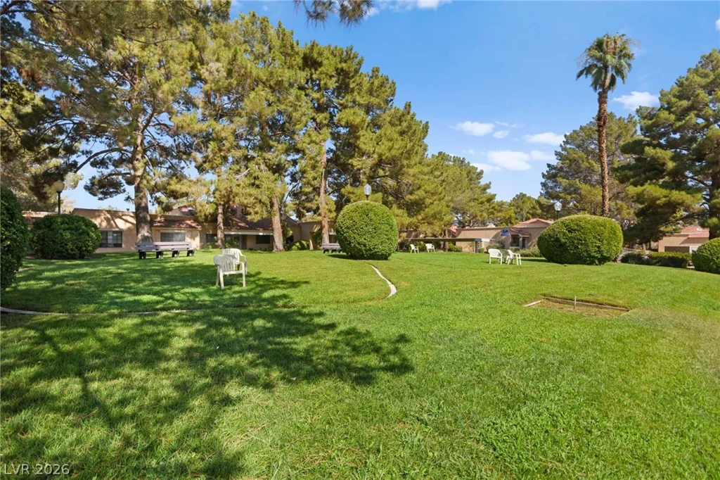2851 Valley View, Las Vegas, NV 89102