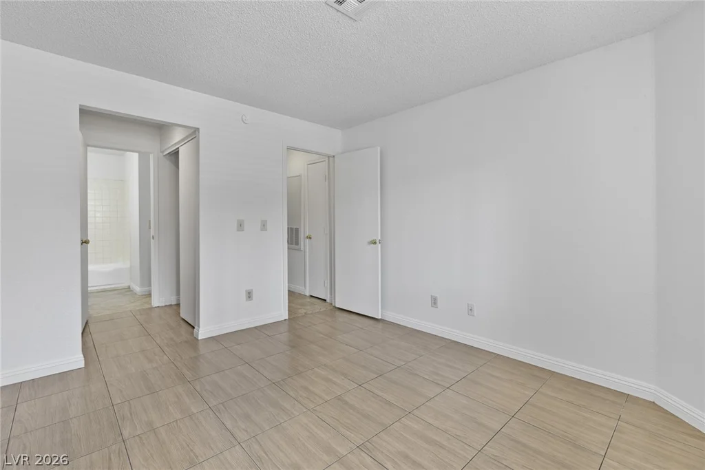 6863 Tamarus, Las Vegas, NV 89119