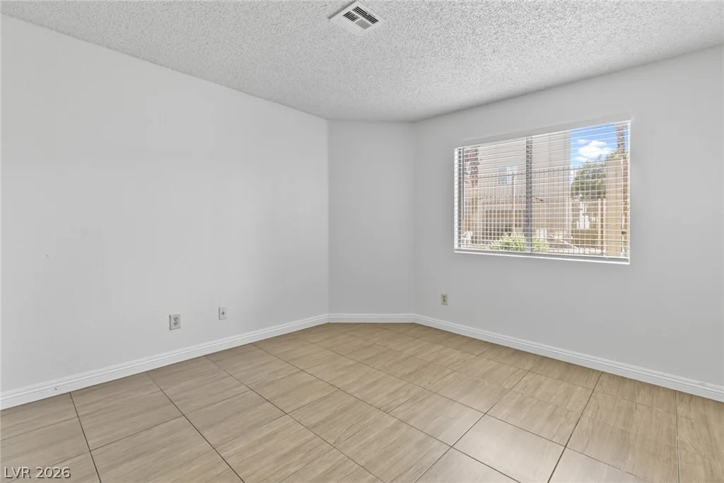 6863 Tamarus, Las Vegas, NV 89119