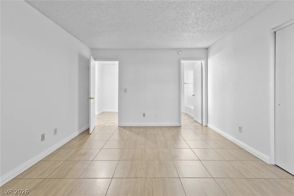 6863 Tamarus, Las Vegas, NV 89119