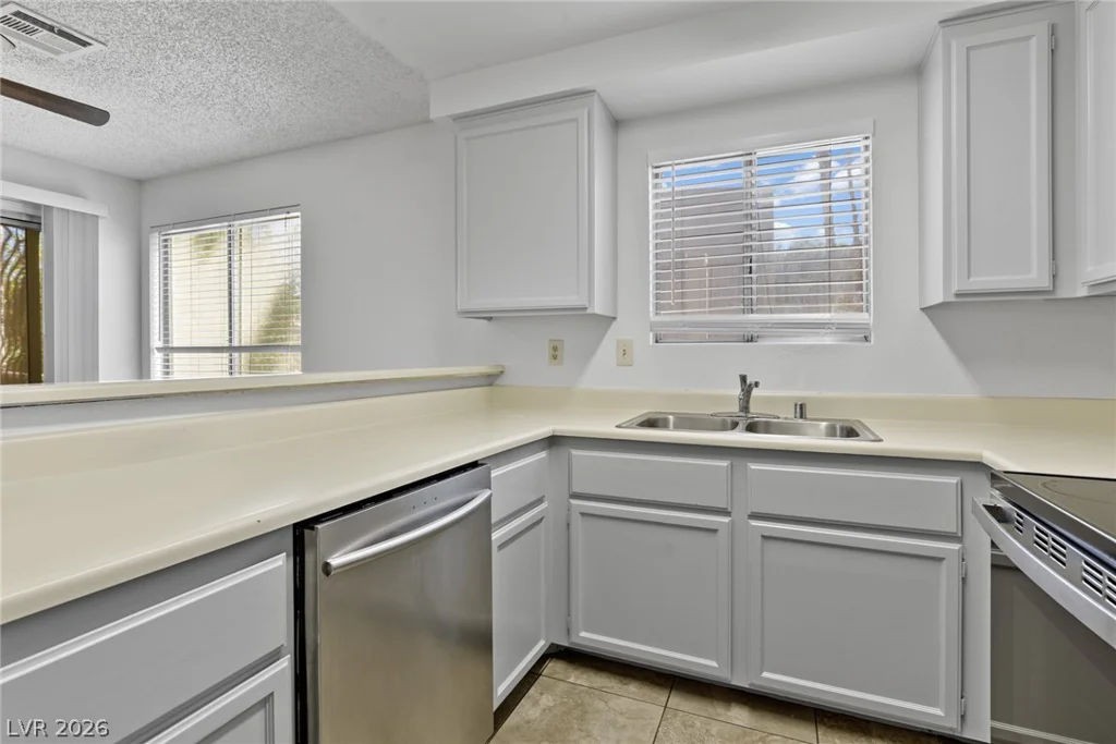 6863 Tamarus, Las Vegas, NV 89119