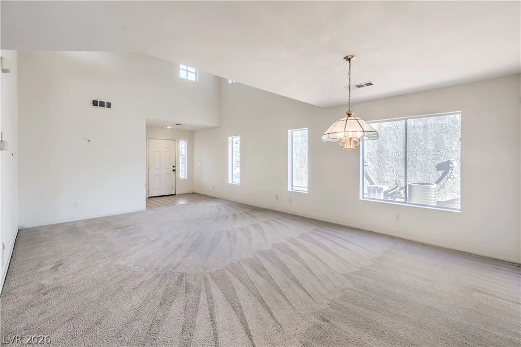 5761 Arrow Tree, Las Vegas, NV 89130