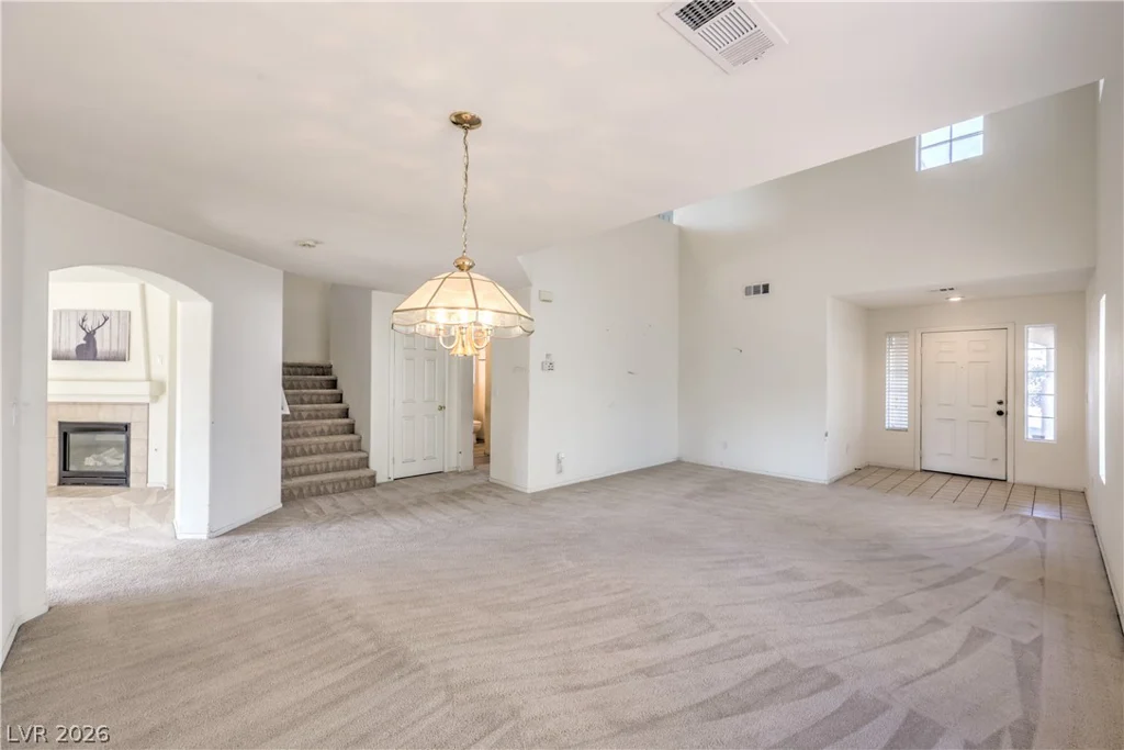 5761 Arrow Tree, Las Vegas, NV 89130