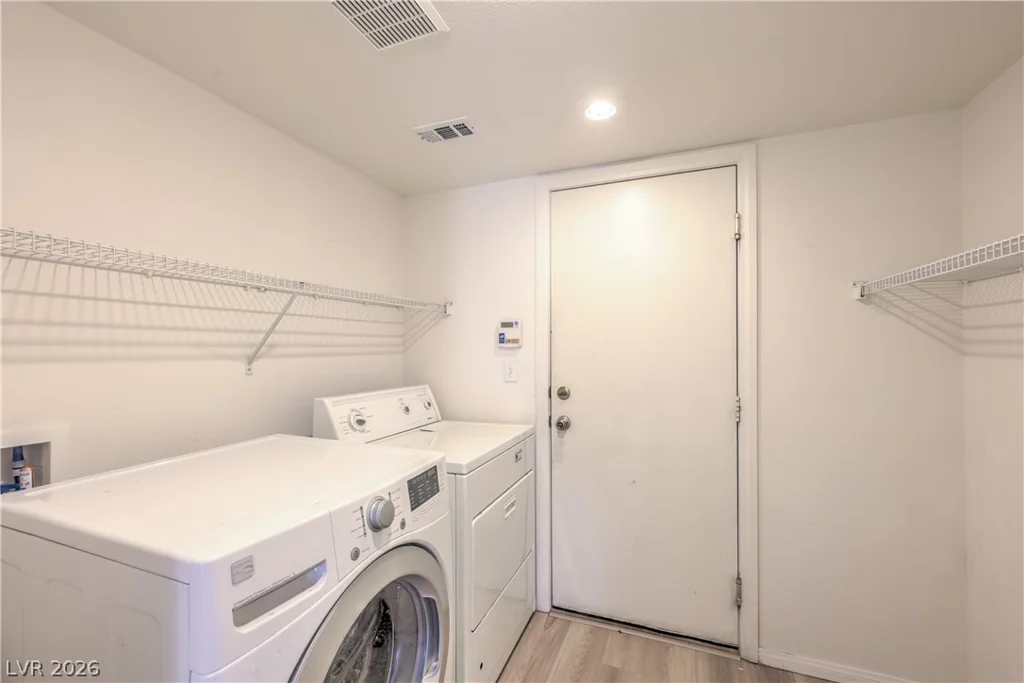 5761 Arrow Tree, Las Vegas, NV 89130