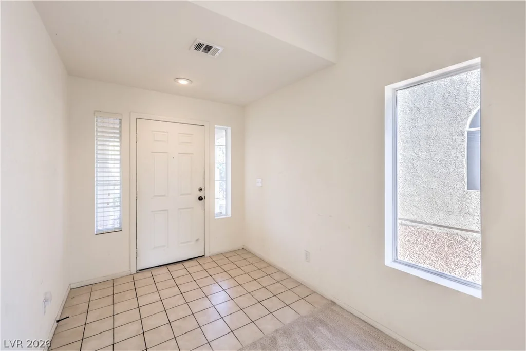 5761 Arrow Tree, Las Vegas, NV 89130