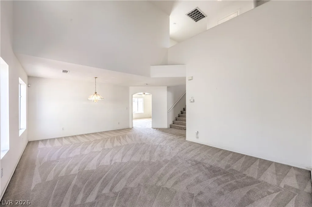 5761 Arrow Tree, Las Vegas, NV 89130