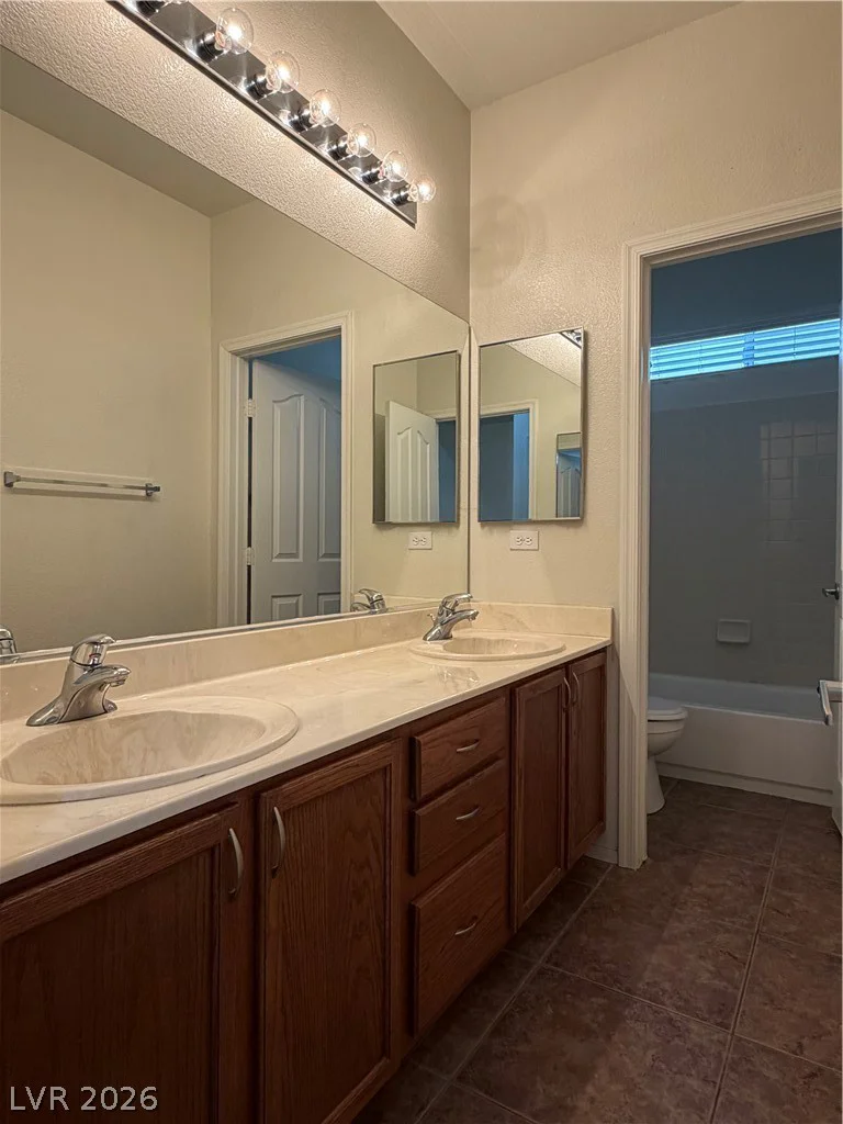 6009 Star Point, North Las Vegas, NV 89081