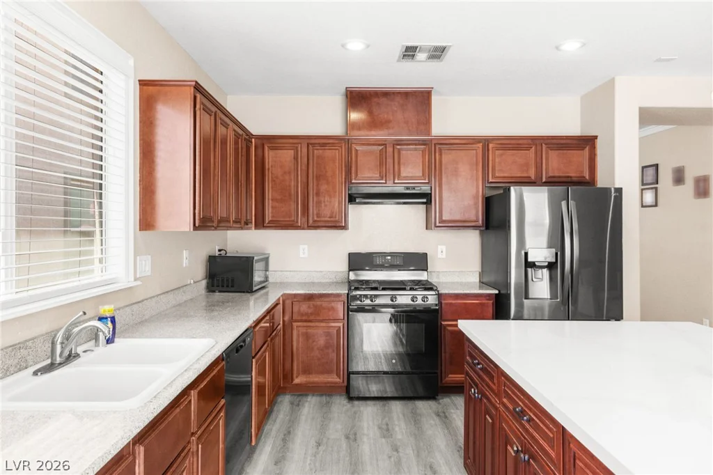 6728 Sand Swallow, North Las Vegas, NV 89084
