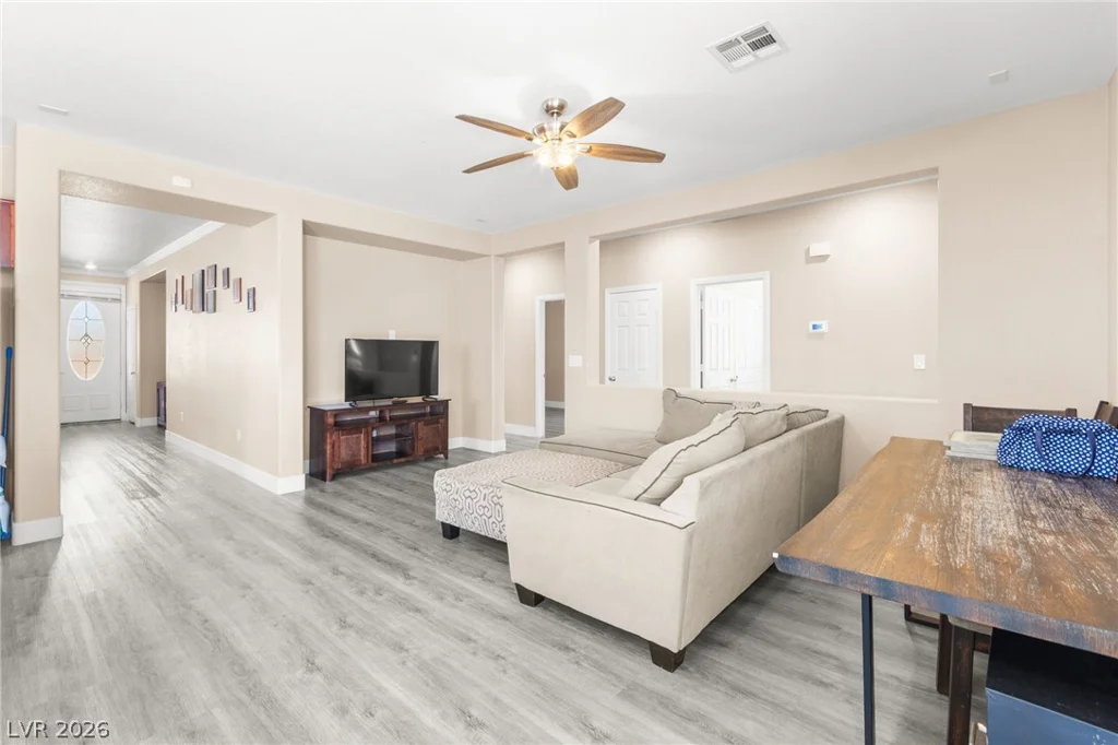 6728 Sand Swallow, North Las Vegas, NV 89084