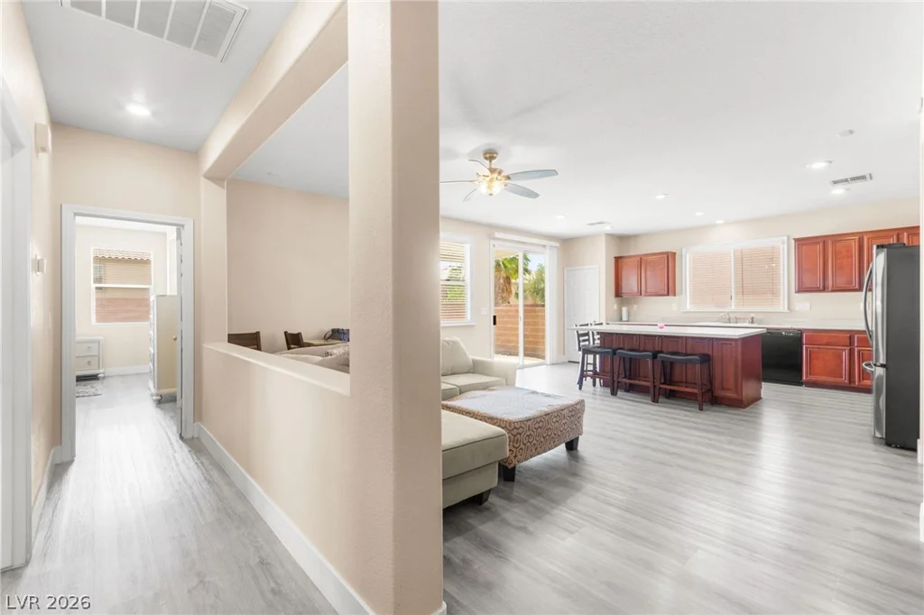 6728 Sand Swallow, North Las Vegas, NV 89084