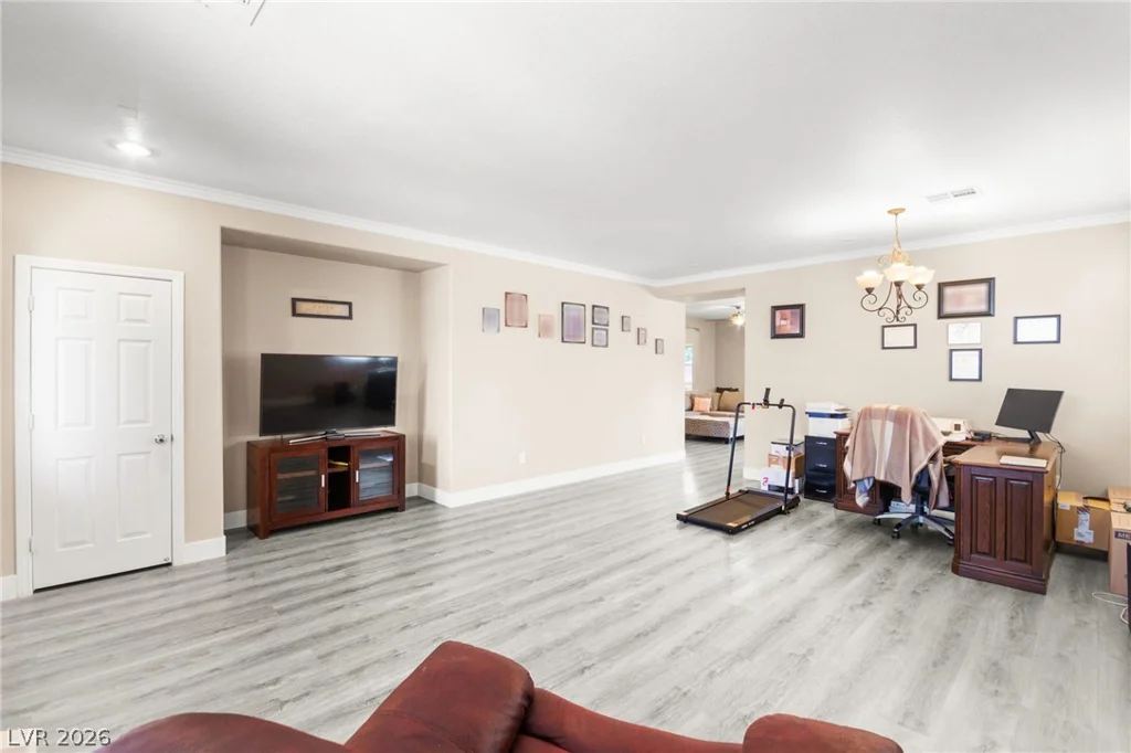 6728 Sand Swallow, North Las Vegas, NV 89084