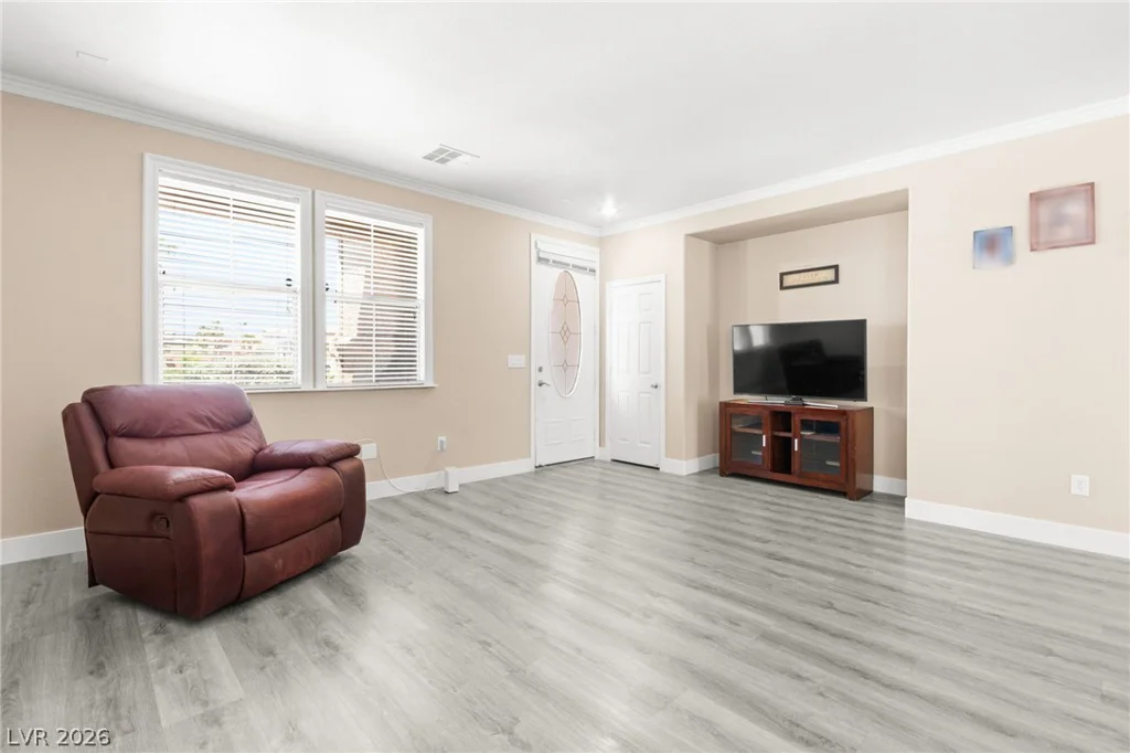 6728 Sand Swallow, North Las Vegas, NV 89084