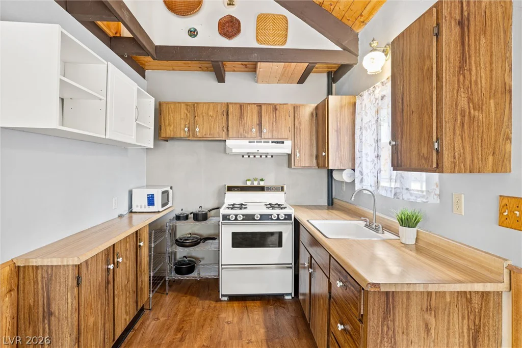 2146 Via Spes Nostra, Mount Charleston, NV 89124