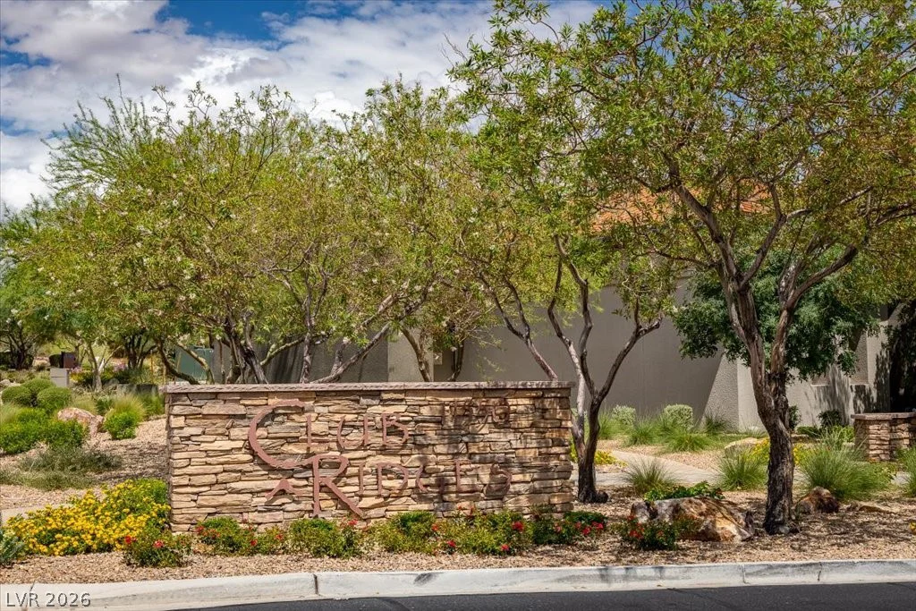 78 Pristine Glen, Las Vegas, NV 89135