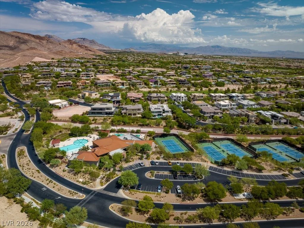 78 Pristine Glen, Las Vegas, NV 89135