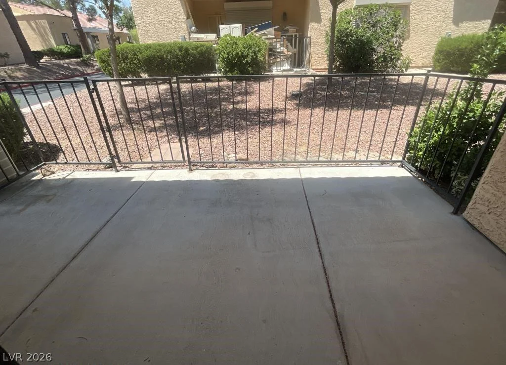 2851 Valley View, Las Vegas, NV 89102