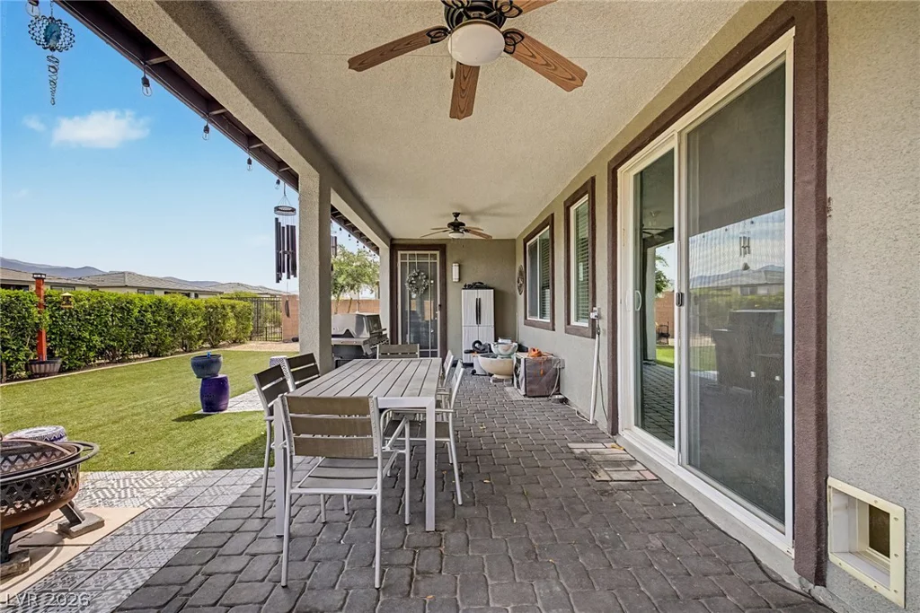 4914 Beacon Ridge, Pahrump, NV 89061