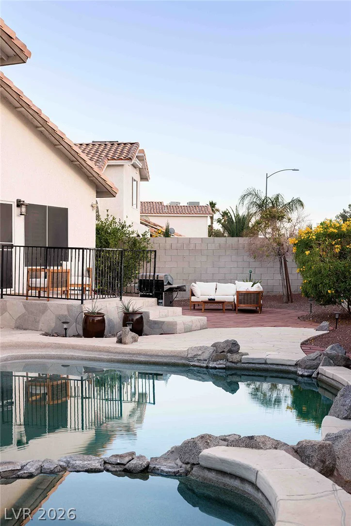 3517 Raging Bull, Las Vegas, NV 89129