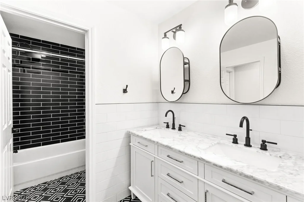 1920 Summer Palm, Las Vegas, NV 89134