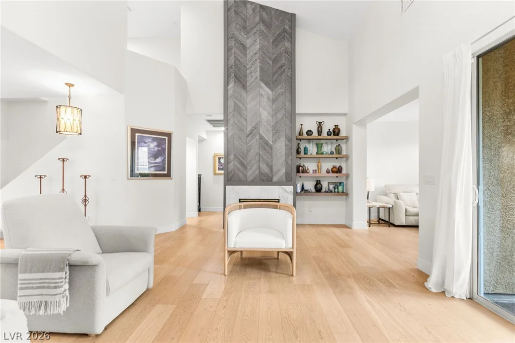 1920 Summer Palm, Las Vegas, NV 89134