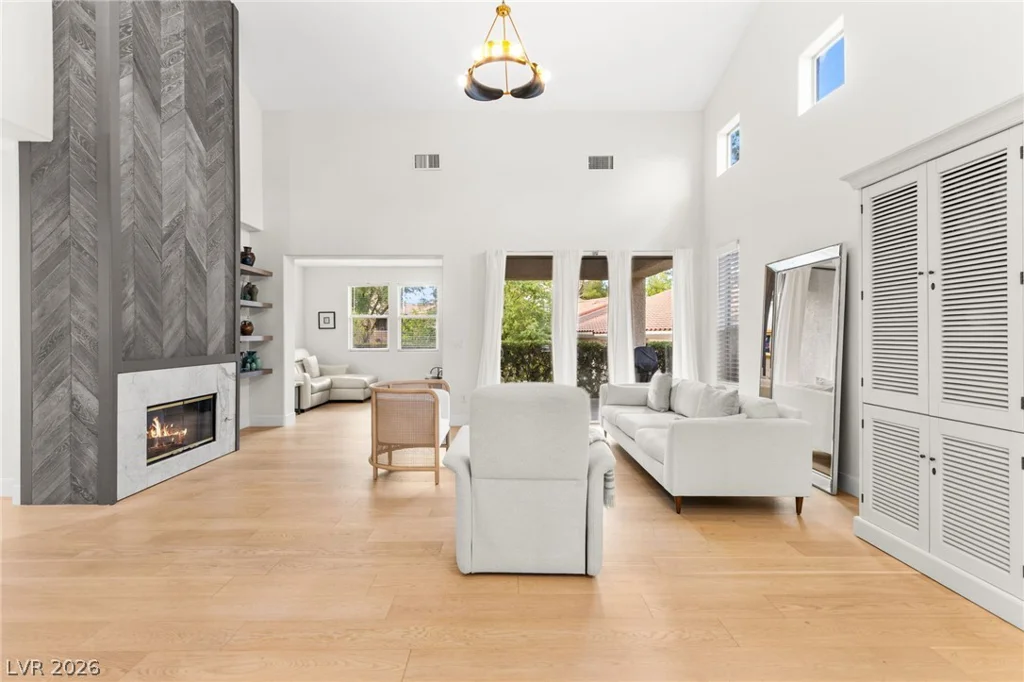1920 Summer Palm, Las Vegas, NV 89134