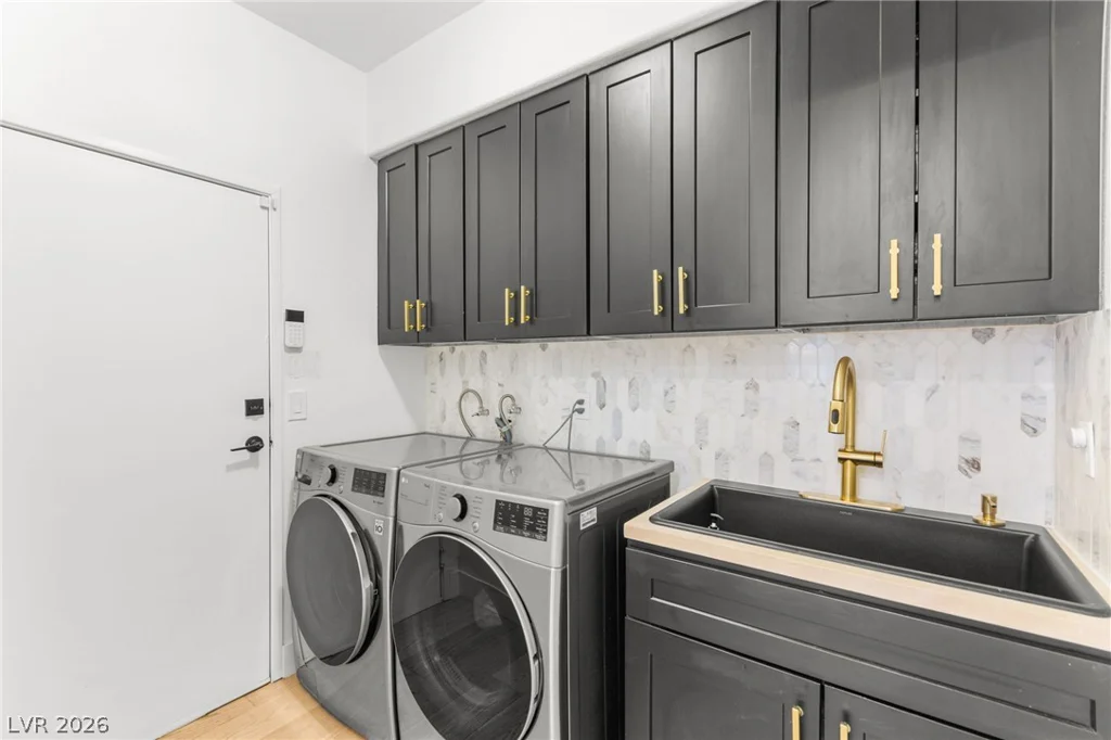 1920 Summer Palm, Las Vegas, NV 89134