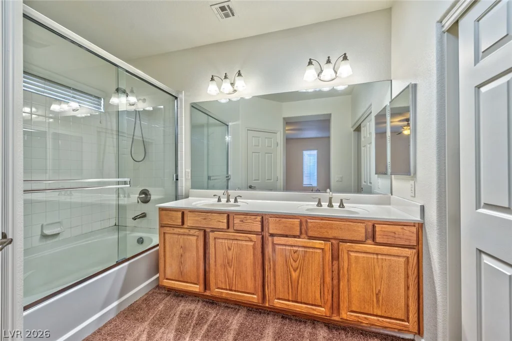 7219 Regent Pond, Las Vegas, NV 89166