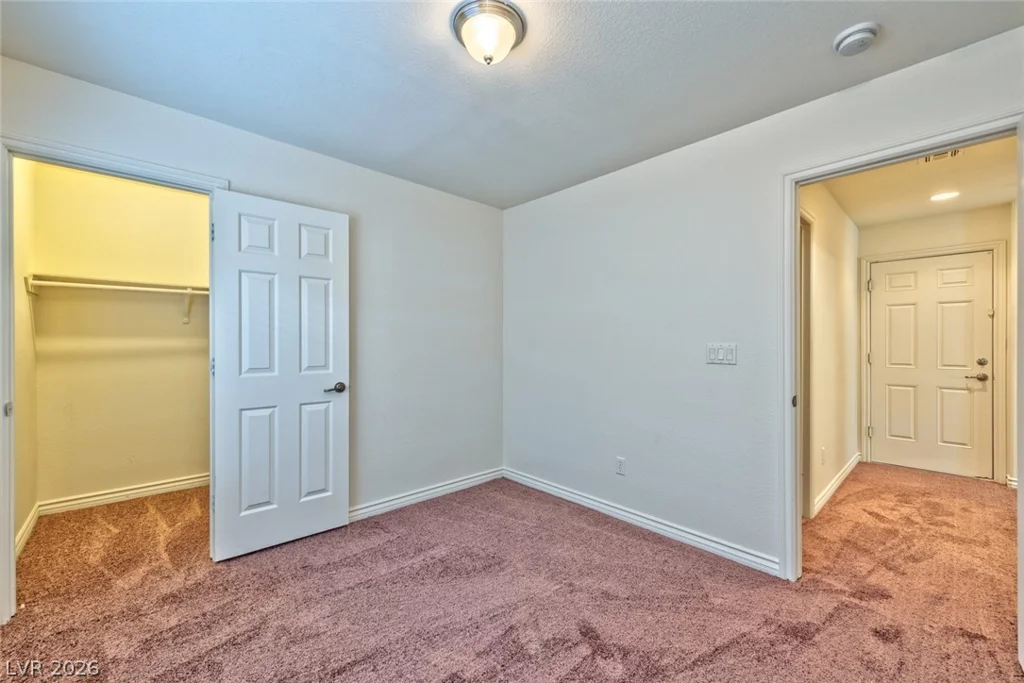 7219 Regent Pond, Las Vegas, NV 89166