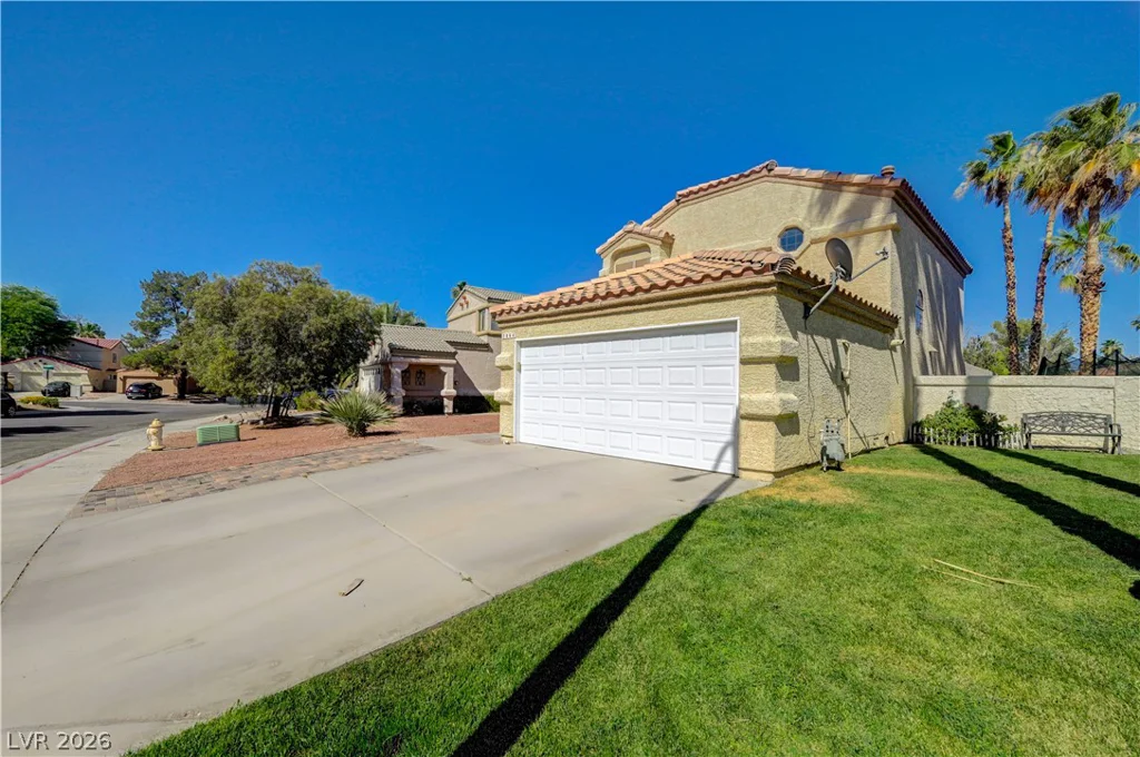 2064 Waverly, Henderson, NV 89014