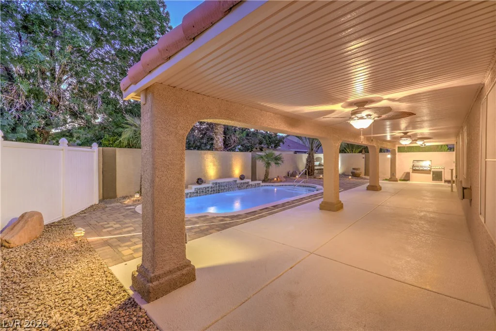 9039 Danesbury, Las Vegas, NV 89123