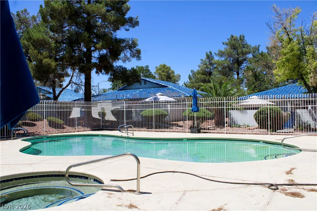 2121 Twickenham, Las Vegas, NV 89108