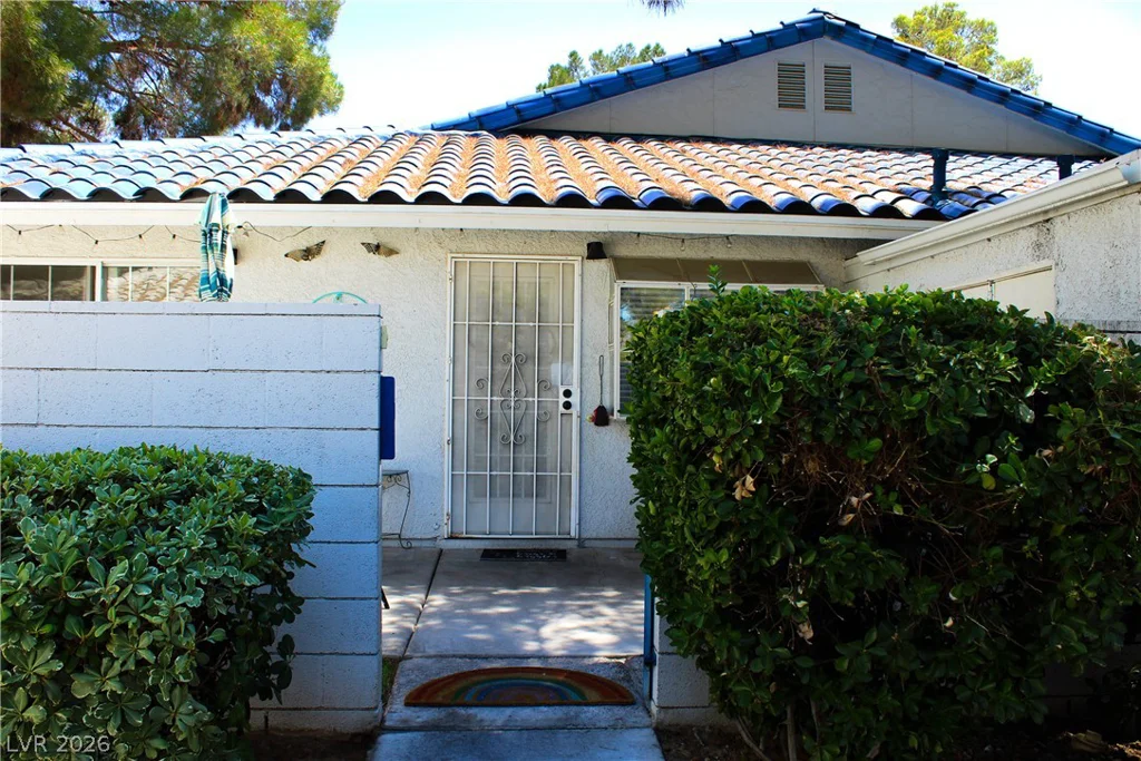 2121 Twickenham, Las Vegas, NV 89108