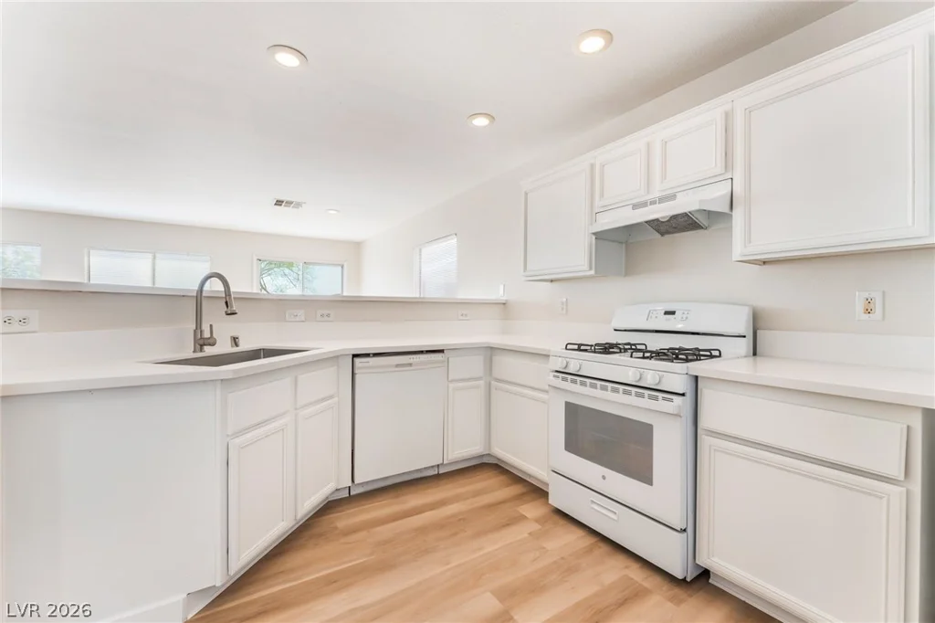 5326 Pine Bough, North Las Vegas, NV 89031
