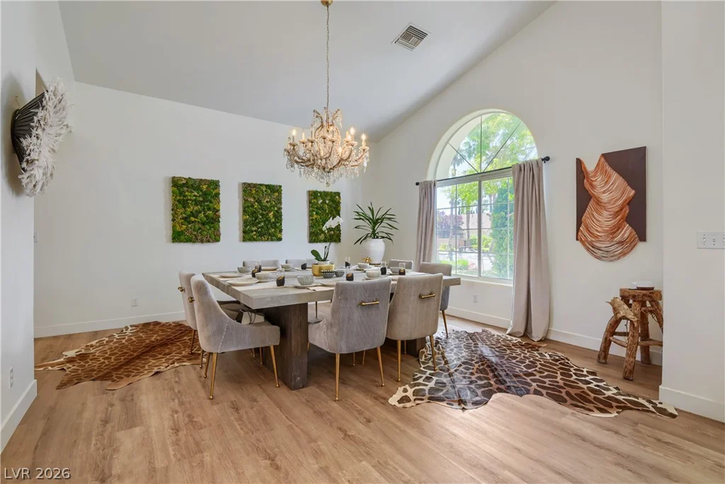 8046 Silver King, Las Vegas, NV 89129