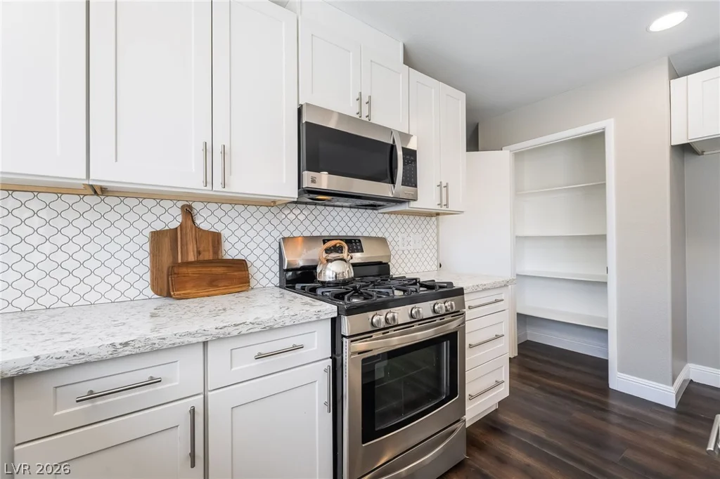 18 Amber Rock, Henderson, NV 89012