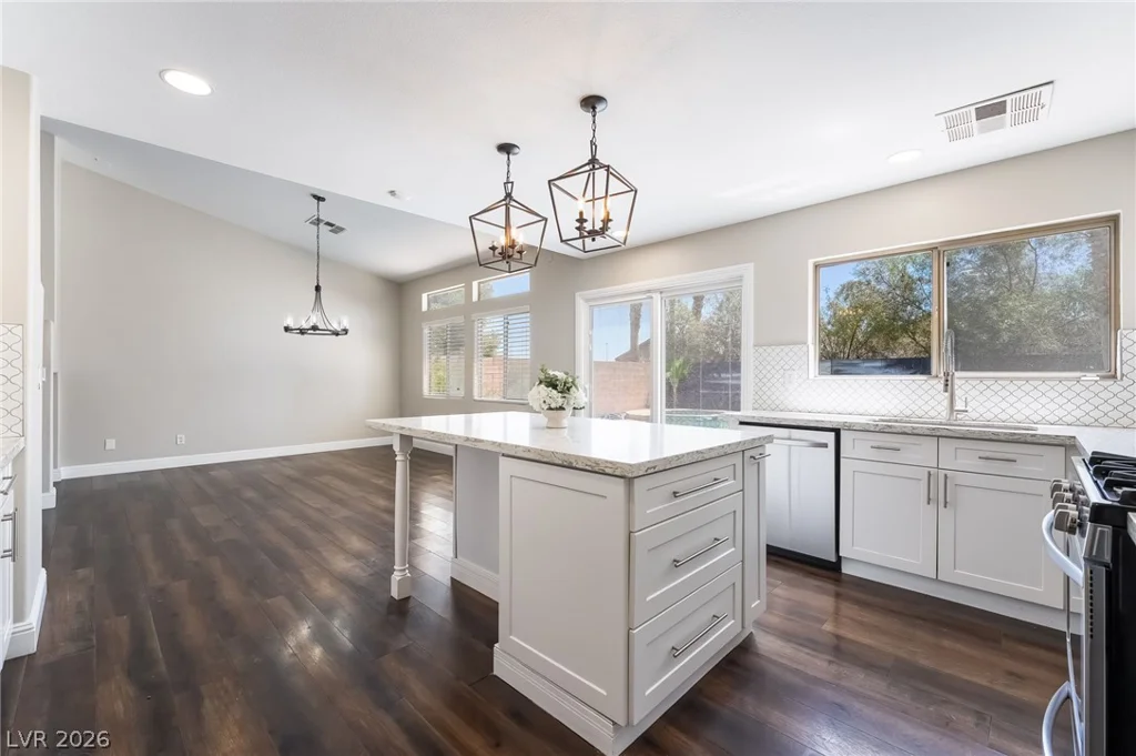 18 Amber Rock, Henderson, NV 89012