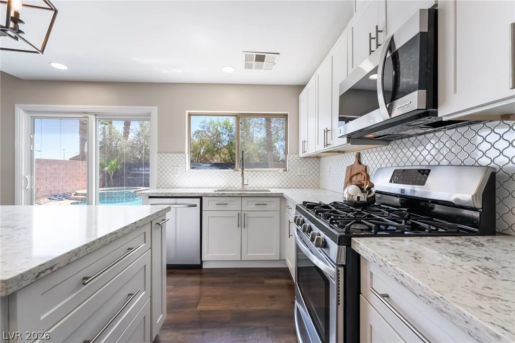 18 Amber Rock, Henderson, NV 89012