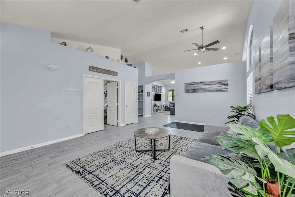 5300 Whisper Lake, Las Vegas, NV 89131