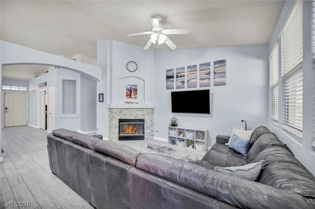 5300 Whisper Lake, Las Vegas, NV 89131